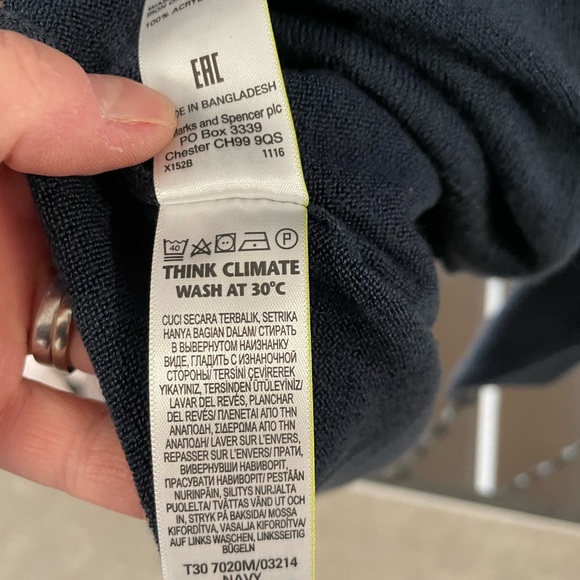 Marks and Spencer Cashmillion Sweater - Picture 3 of 8